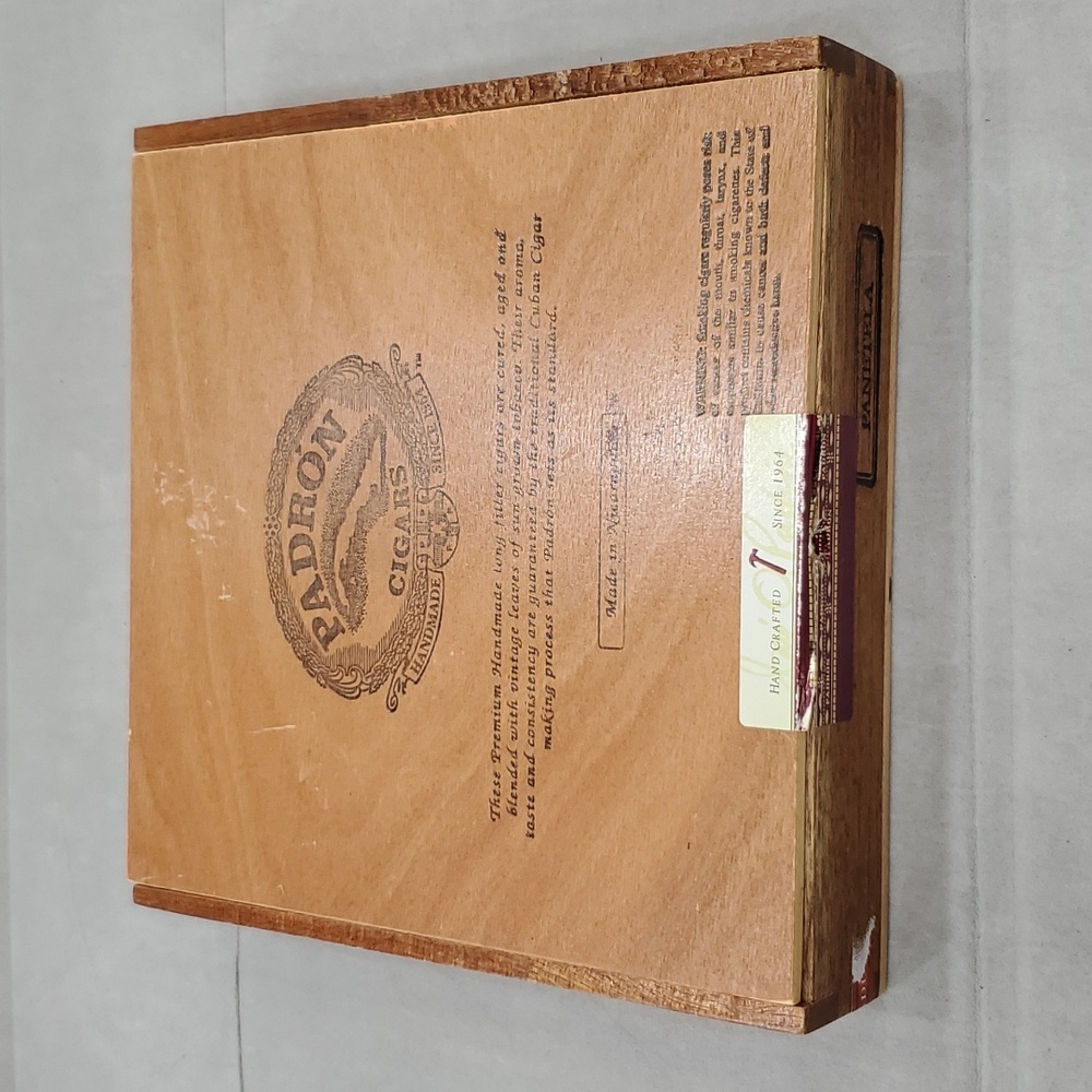 Wooden cigar box Padron Penetela print hinged lid 7.5×7.75×1.5 inches